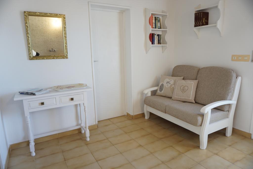 Apartments Campanitx - Astbury Formentera เอสกาโล ภายนอก รูปภาพ