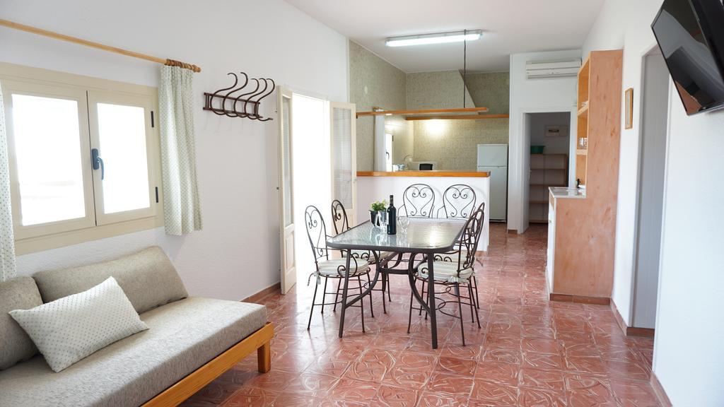 Apartments Campanitx - Astbury Formentera เอสกาโล ภายนอก รูปภาพ